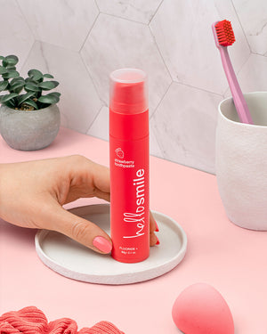 PASTĂ DE DINȚI CU CĂPŞUNI